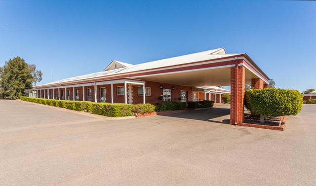 The Kidman Wayside Inn Griffith Esterno foto